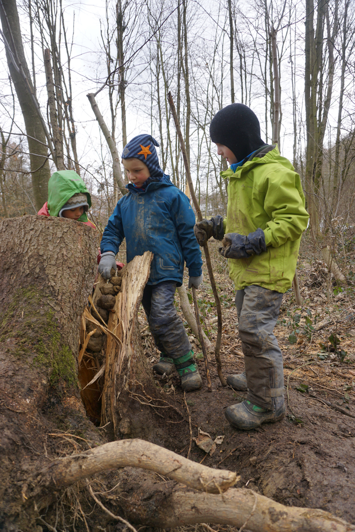 Freispiel_Waldkindergarten_Aubinger_Lohe_eV_Foto_Claudia_Evers