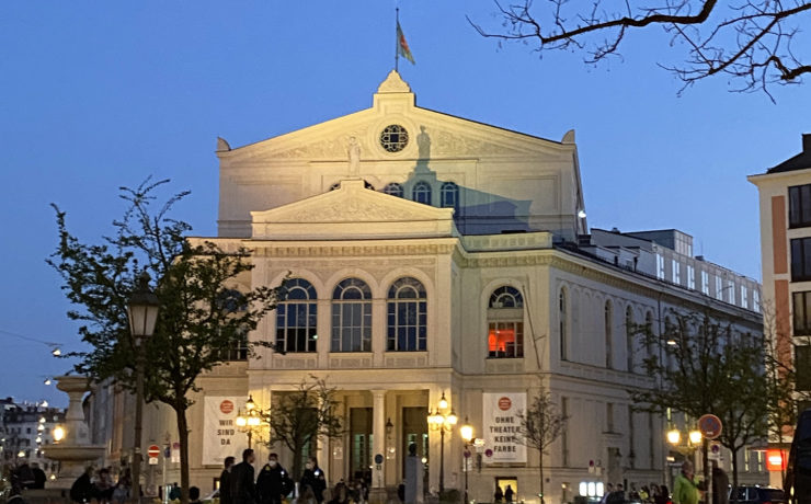 Das Münchner Gärtnerplatztheater am Gärtnerplatz, Abendstimmung. Foto: Karoline Rupperti