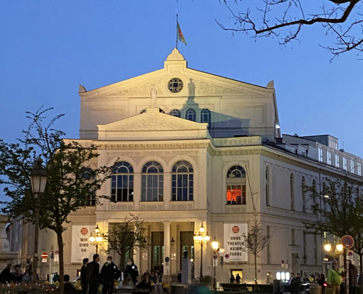 Das Münchner Gärtnerplatztheater am Gärtnerplatz, Abendstimmung. Foto: Karoline Rupperti